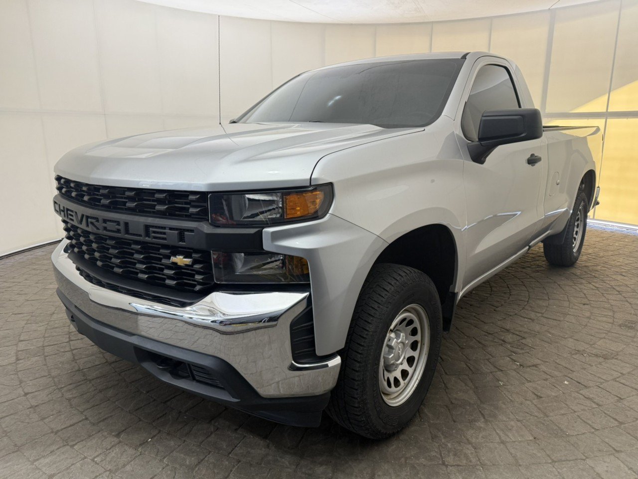Used 2020 Chevrolet Silverado 1500 W/T AWD/4WD image 3