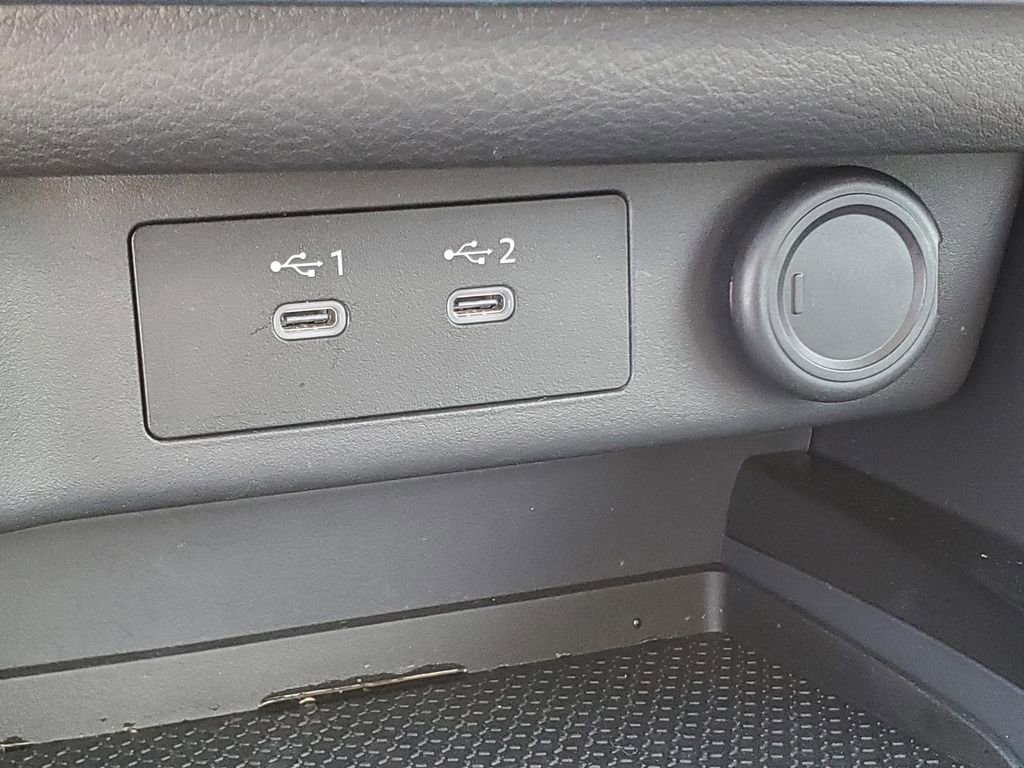 Certified 2026 Nissan Rogue SV w/ Cold Weather Package image 31