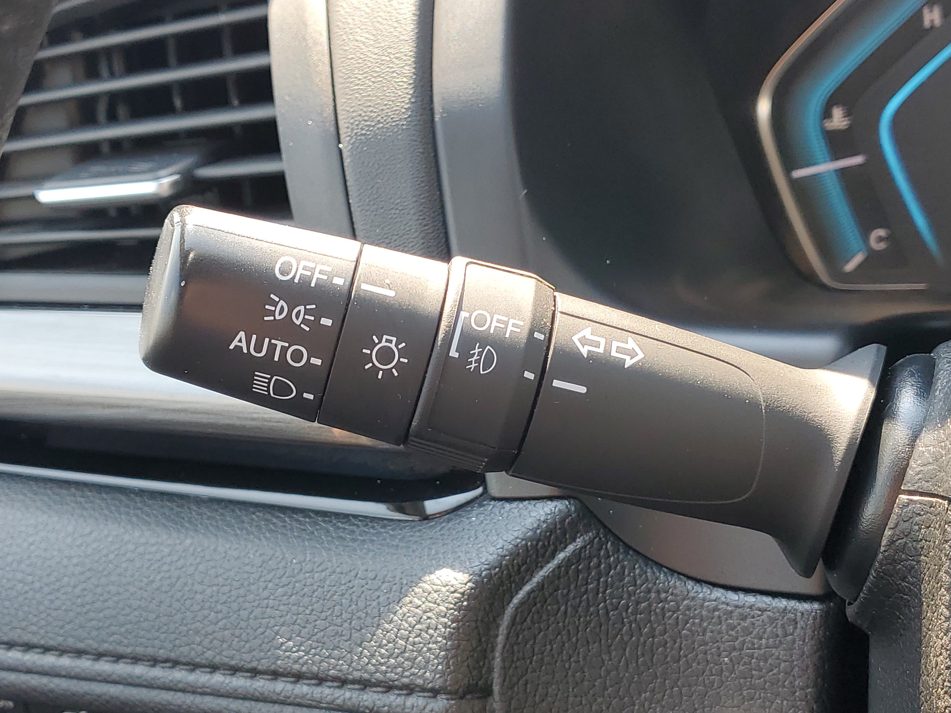 Certified 2022 Honda Odyssey Elite image 24