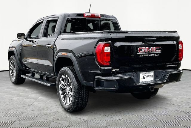 Used 2023 GMC Canyon Denali image 4