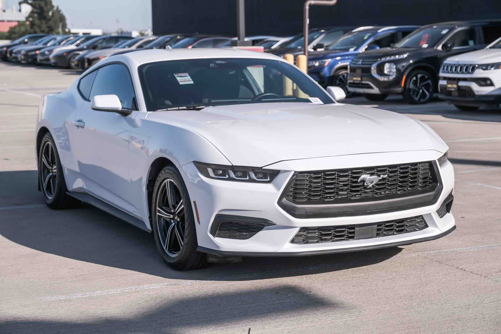 Used 2024 Ford Mustang Coupe RWD image 3