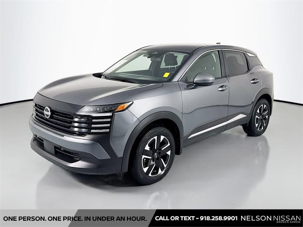 Used 2025 Nissan Kicks SV AWD/4WD image 1