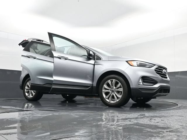 Used 2024 Ford Edge Titanium AWD/4WD image 32