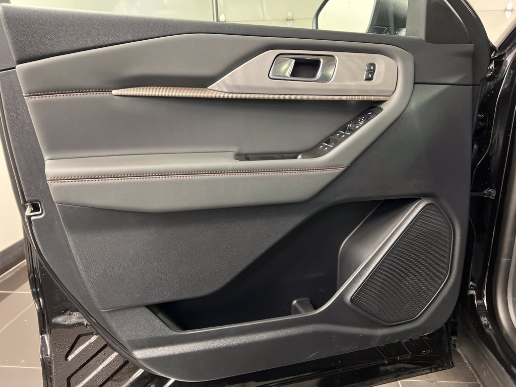 New 2026 Ford Explorer Active w/ Active Comfort Package AWD/4WD image 27