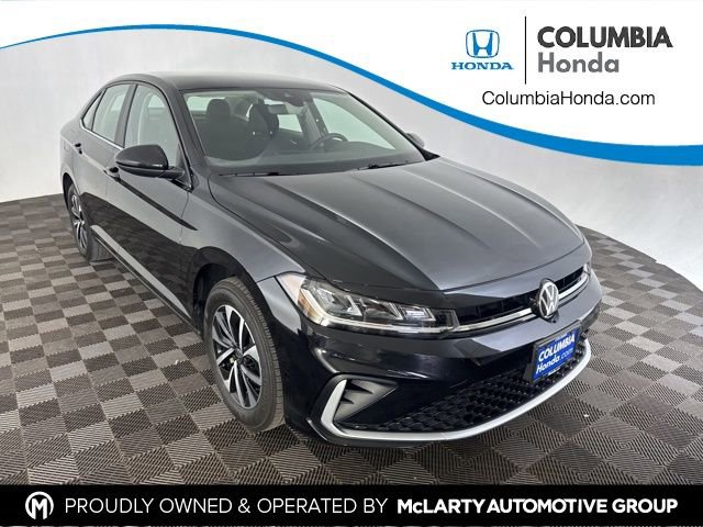 Used 2025 Volkswagen Jetta S image 1