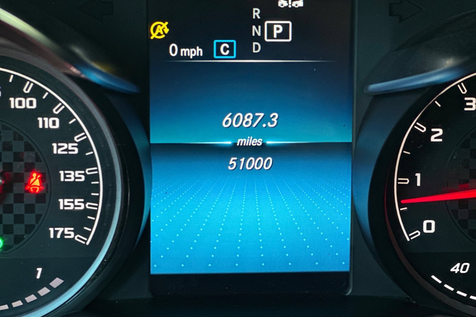 Used 2023 Mercedes-Benz GLC 300 4MATIC Coupe image 37