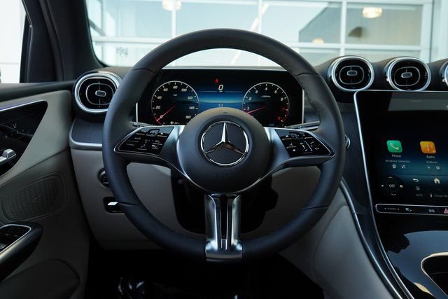 New 2026 Mercedes-Benz GLC 300 image 18