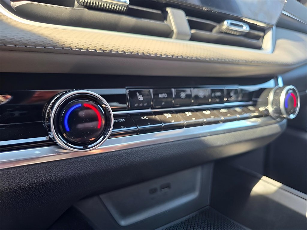 New 2026 Chevrolet Equinox LT w/ Convenience Package II image 25