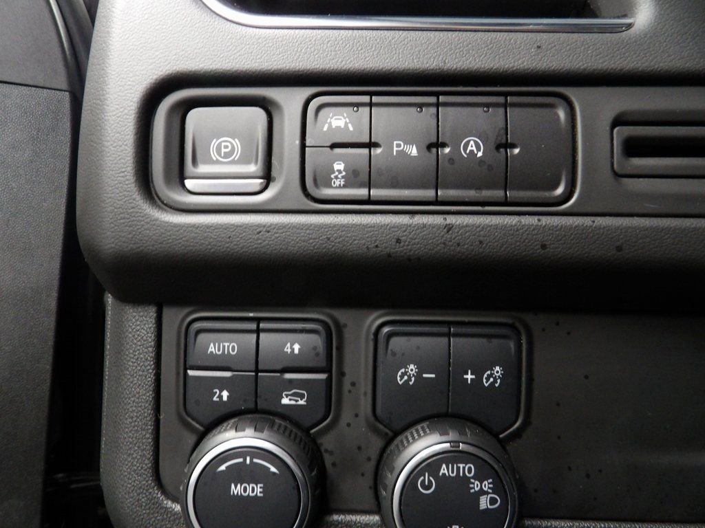 Used 2023 Chevrolet Tahoe LS image 37