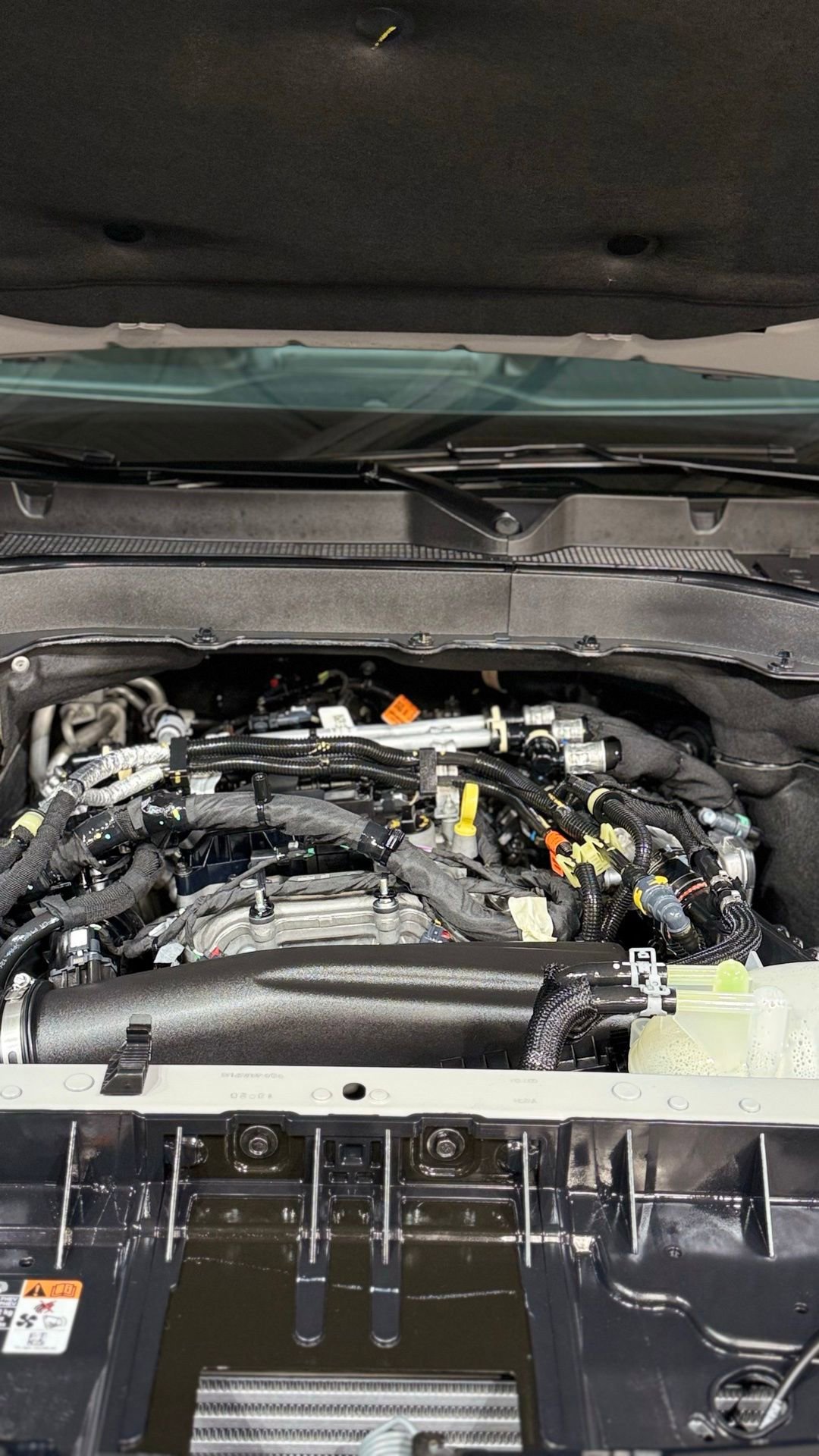 Used 2025 Ford Explorer Active w/ Active Comfort Package image 98