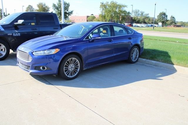 Used 2015 Ford Fusion SE w/ Equipment Group 202A image 30