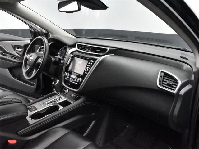 Used 2022 Nissan Murano SV w/ Cargo Package image 15