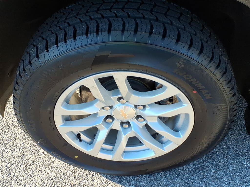 Used 2024 Chevrolet Tahoe LT AWD/4WD image 10