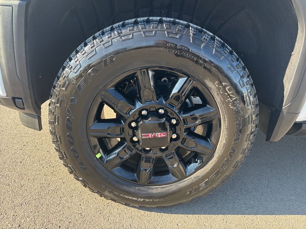 New 2026 GMC Sierra 2500 AT4 w/ AT4 Premium Plus Package image 33