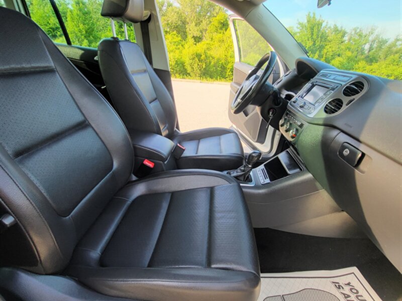 Used 2013 Volkswagen Tiguan SE FWD image 27