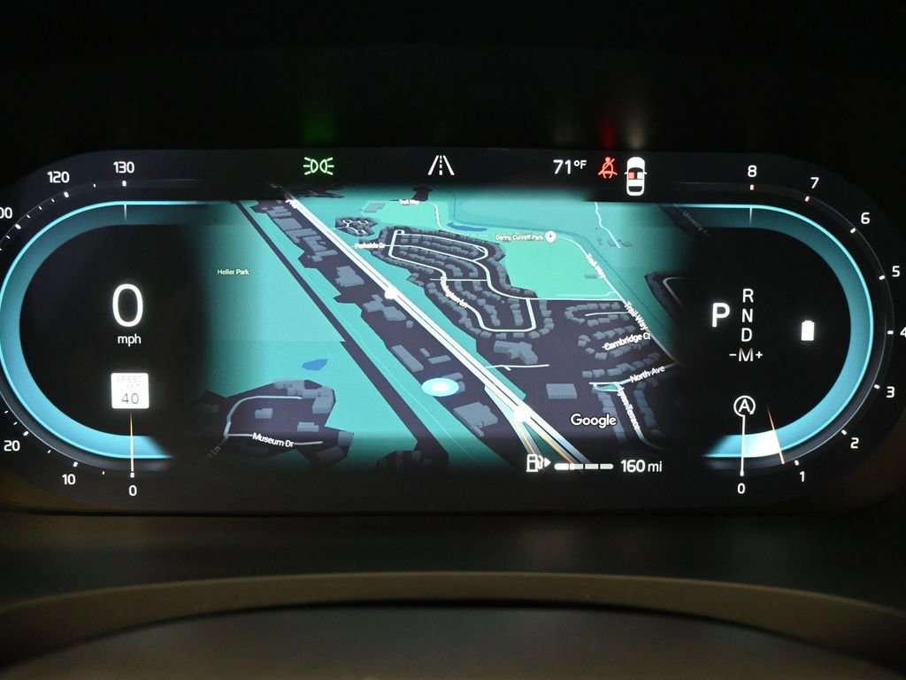 Used 2023 Volvo S90 B6 Ultimate w/ Protection Package Premier image 12