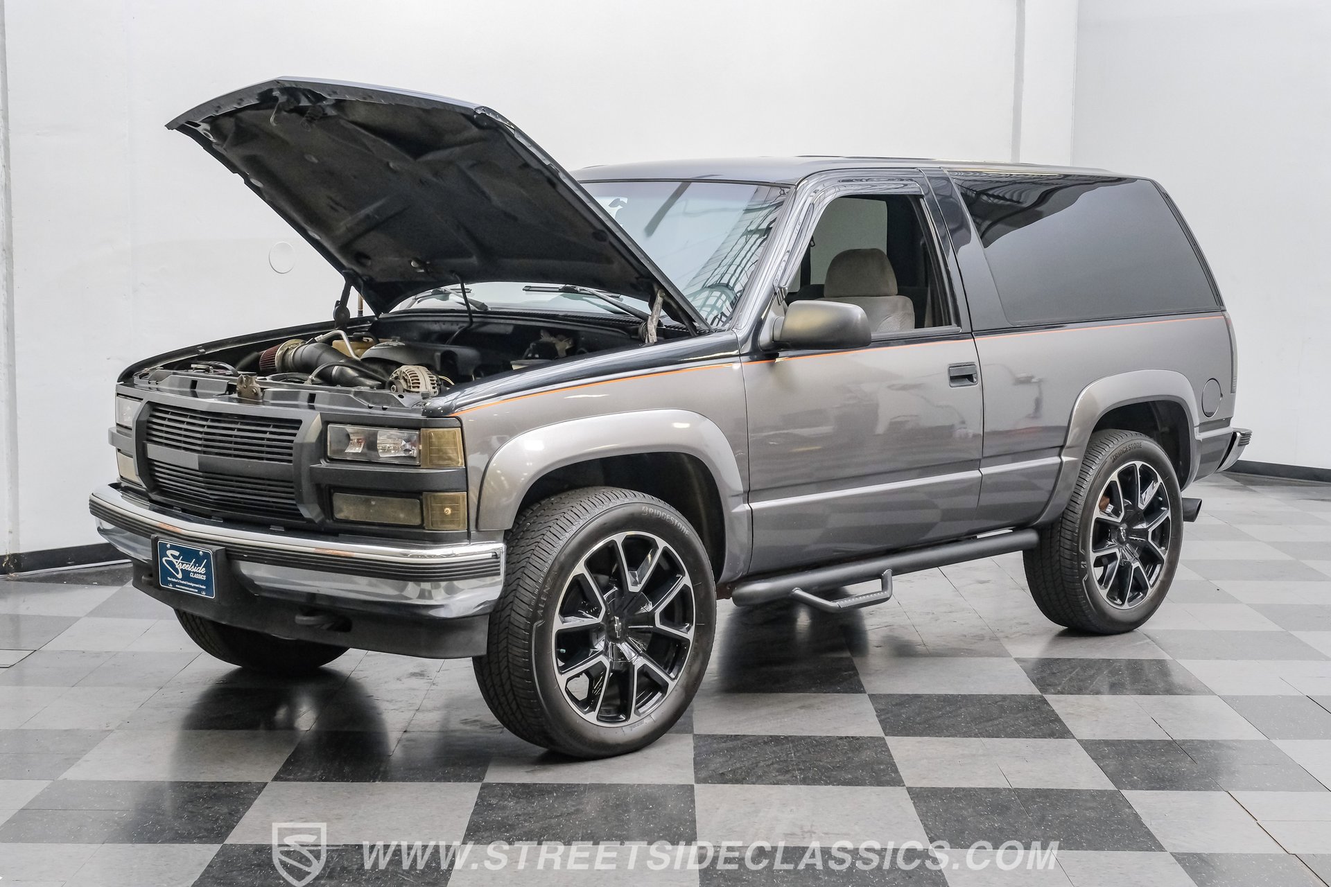 Used 1995 Chevrolet Tahoe 4WD 2-Door image 34