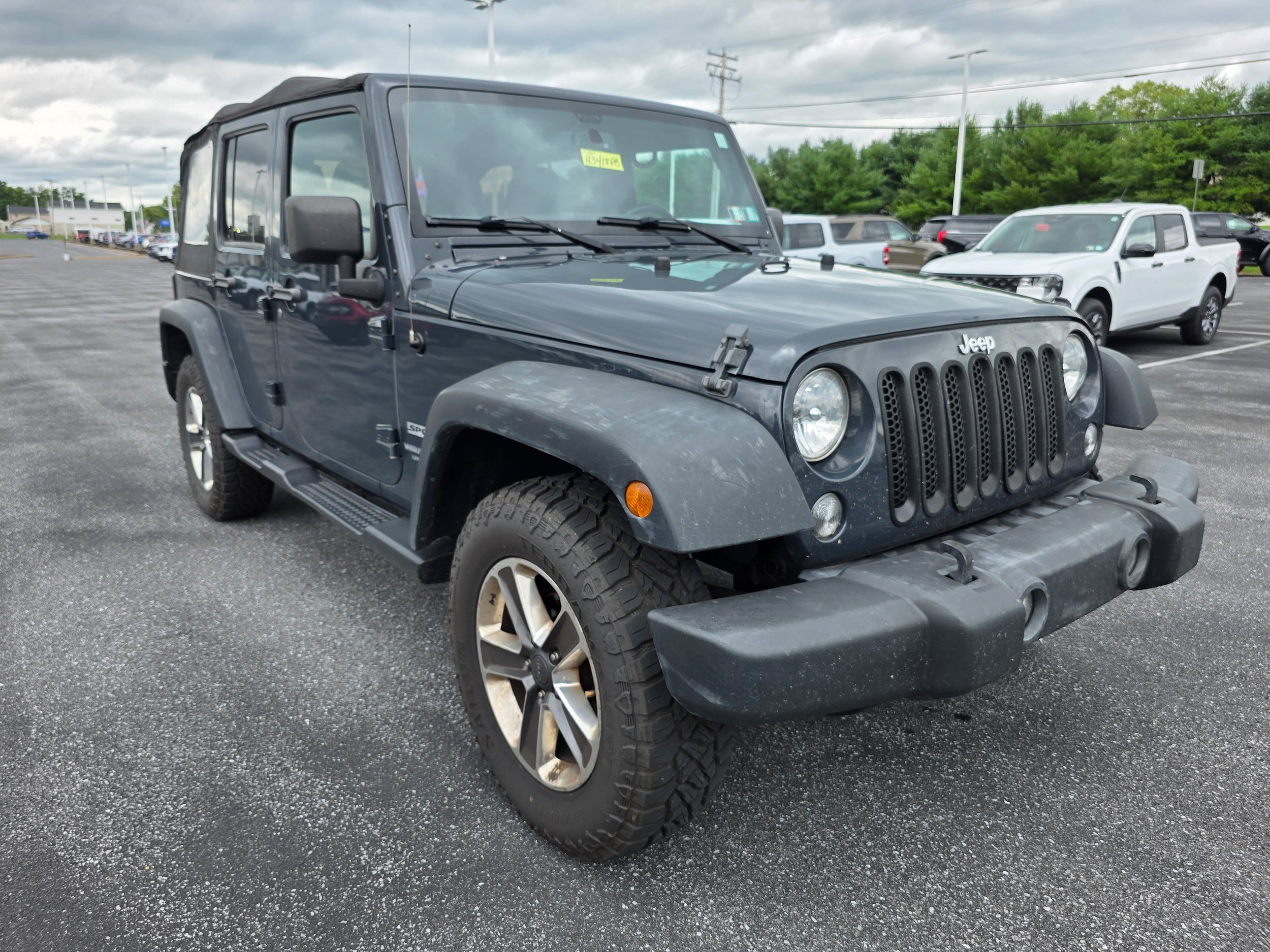 Used 2017 Jeep Wrangler Unlimited Sport w/ Quick Order Package 24S AWD/4WD image 5