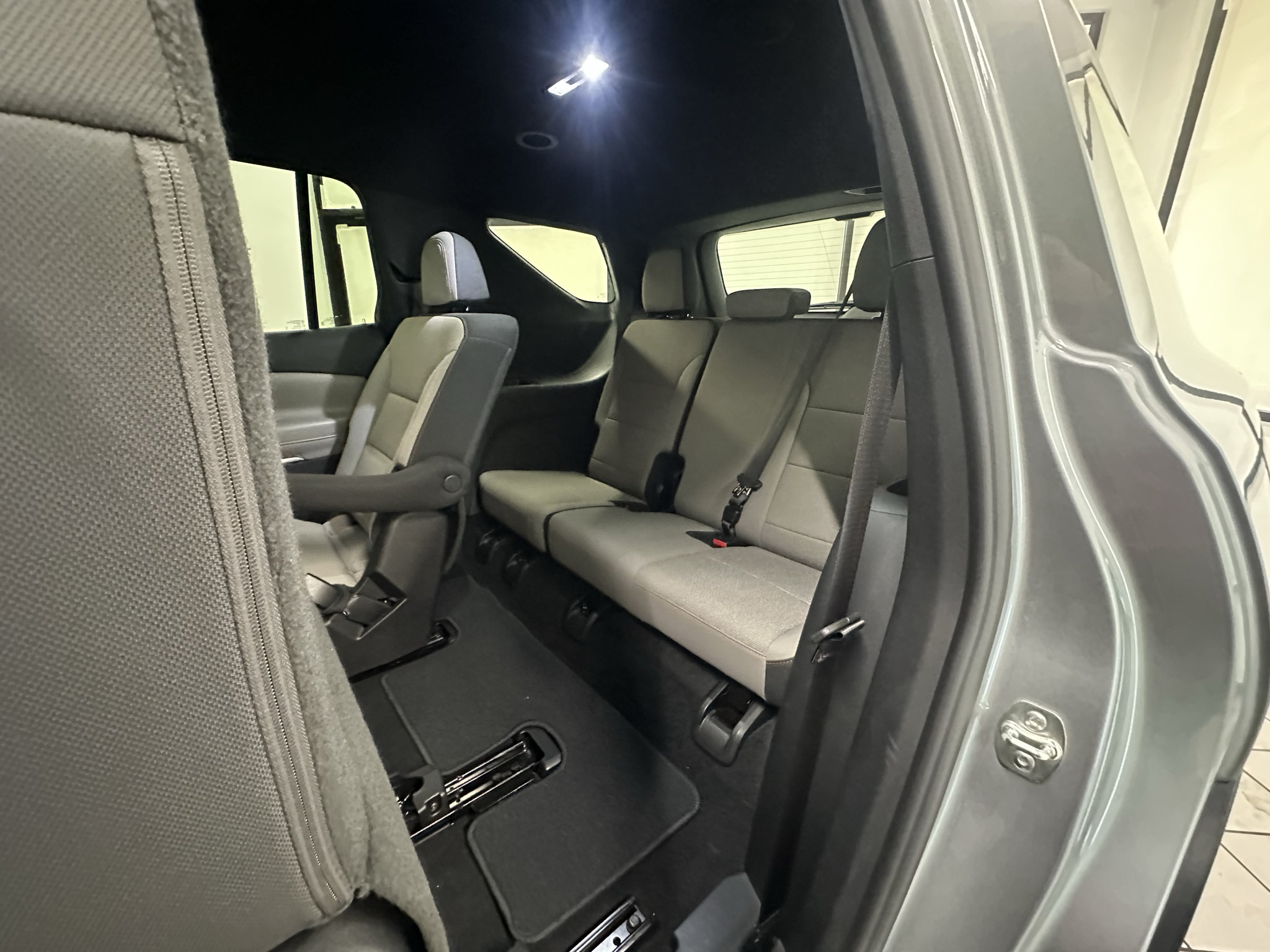 Certified 2026 Chevrolet Traverse LT w/ Driver Confidence Package FWD image 15