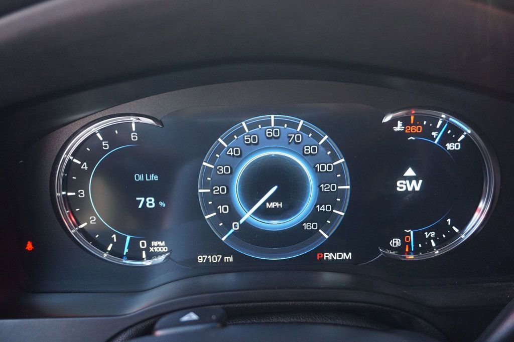 Used 2016 Cadillac Escalade Platinum image 30