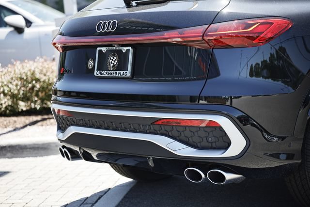 New 2026 Audi SQ5 Prestige AWD/4WD image 9