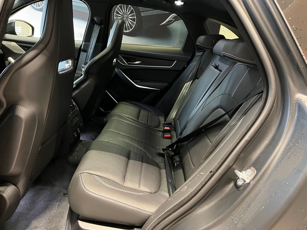 New 2025 Jaguar F-PACE R-Dynamic S AWD/4WD image 8