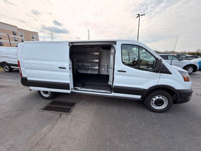 New 2025 Ford Transit 150 Low Roof image 24