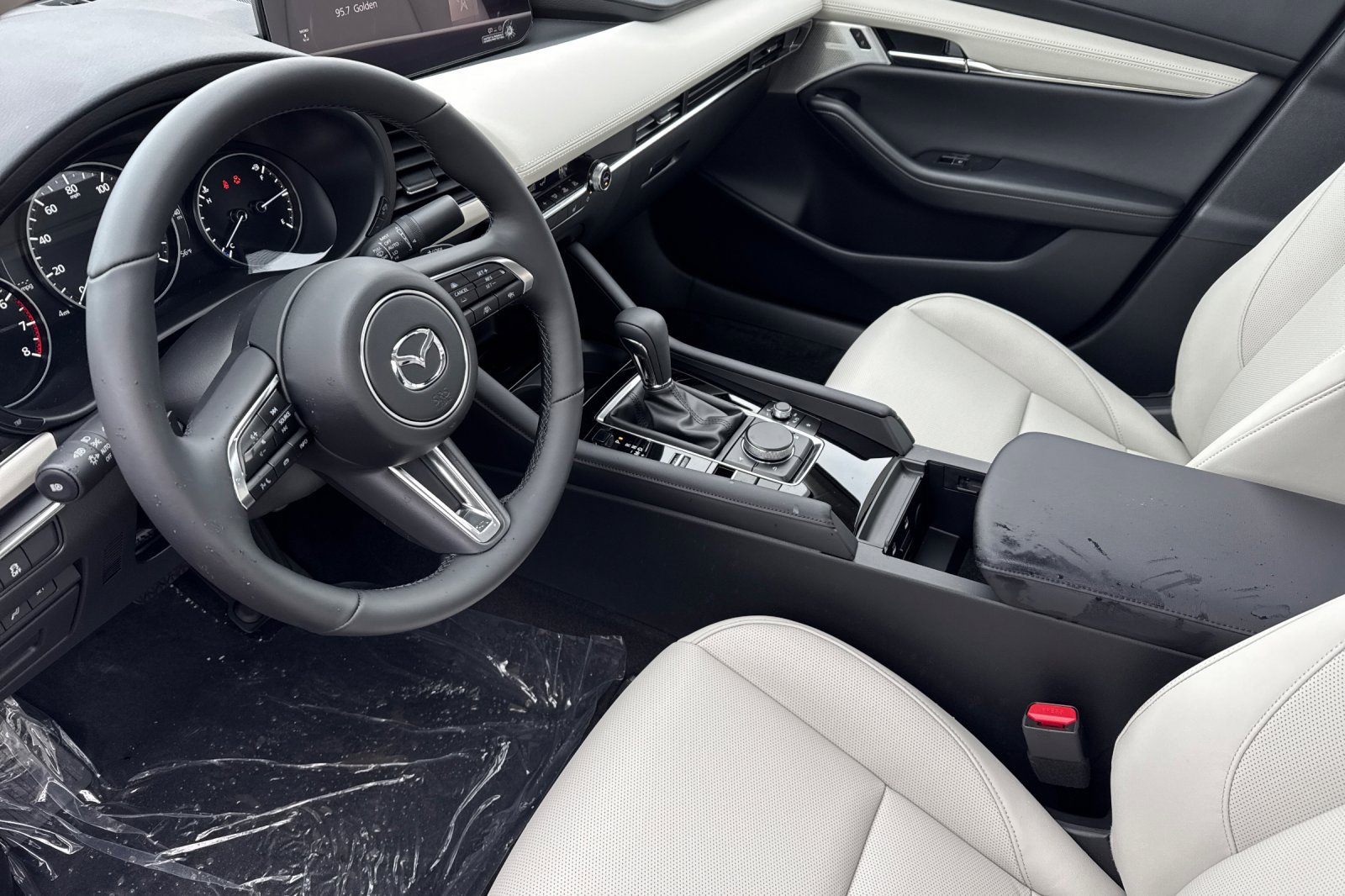 New 2026 MAZDA MAZDA3 2.5 Turbo Sedan w/Premium Plus image 10