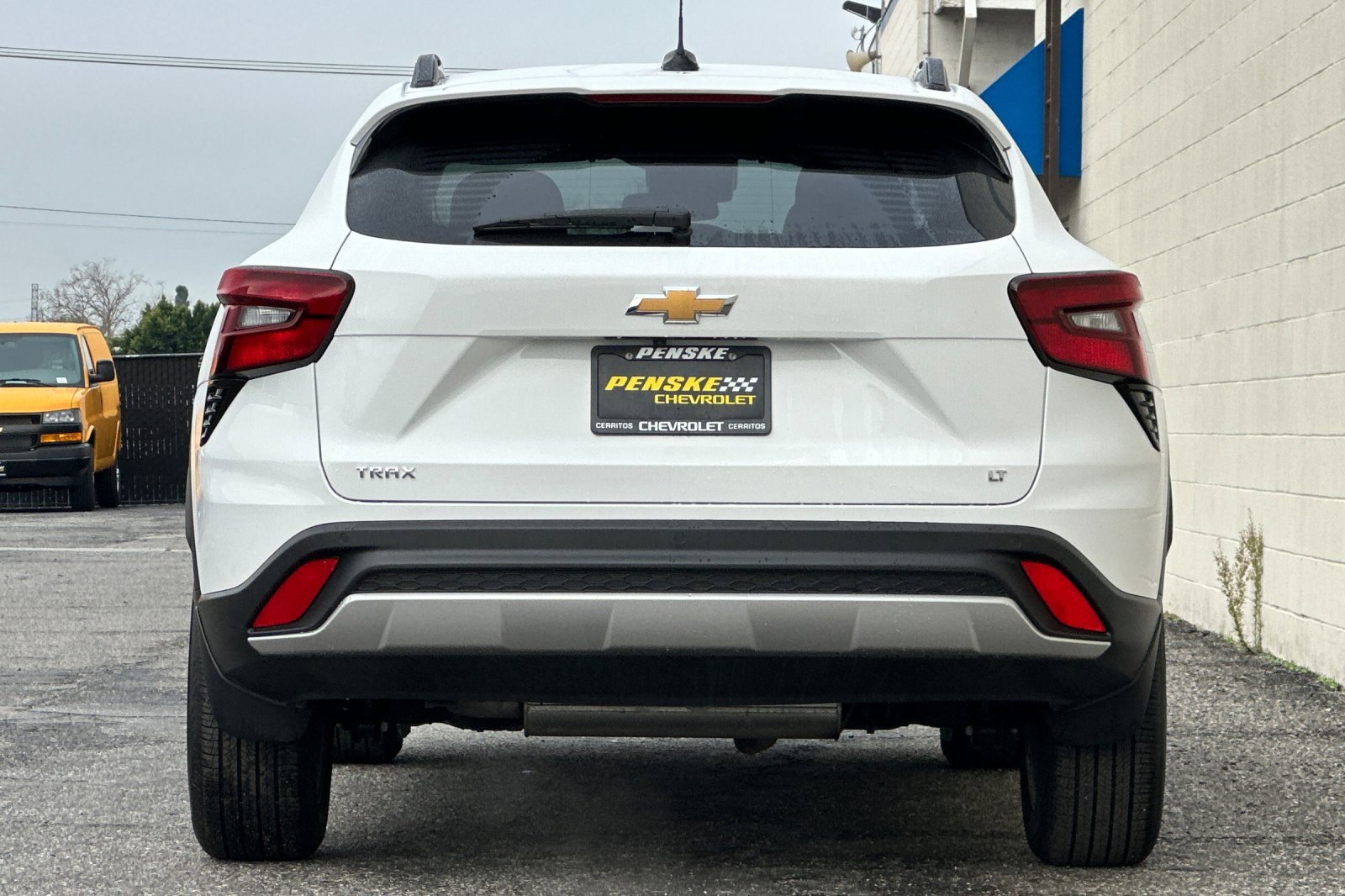 Used 2025 Chevrolet Trax LT w/ Driver Confidence Package image 5