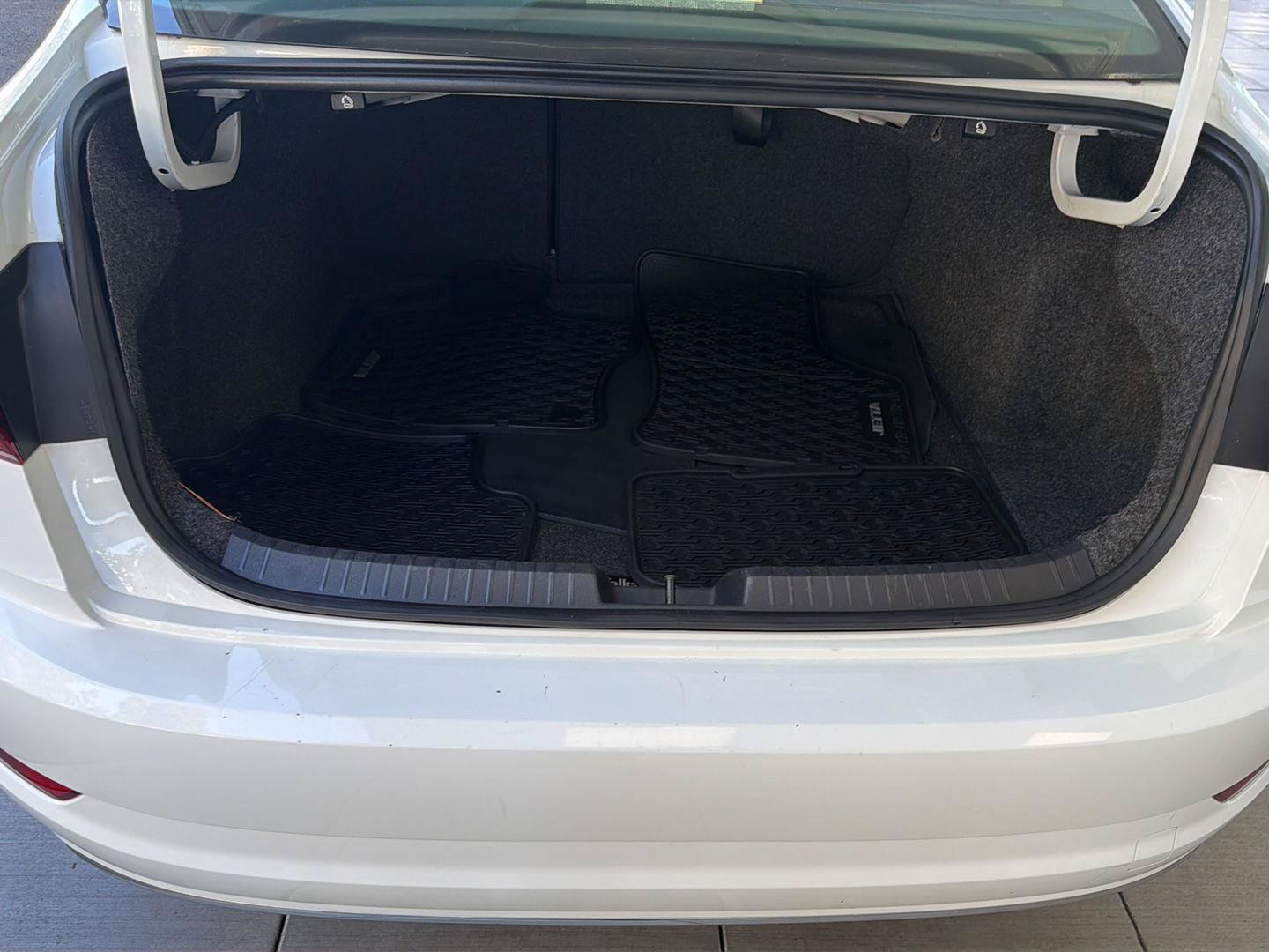 Used 2019 Volkswagen Jetta S w/ Driver Assistance Package FWD image 13