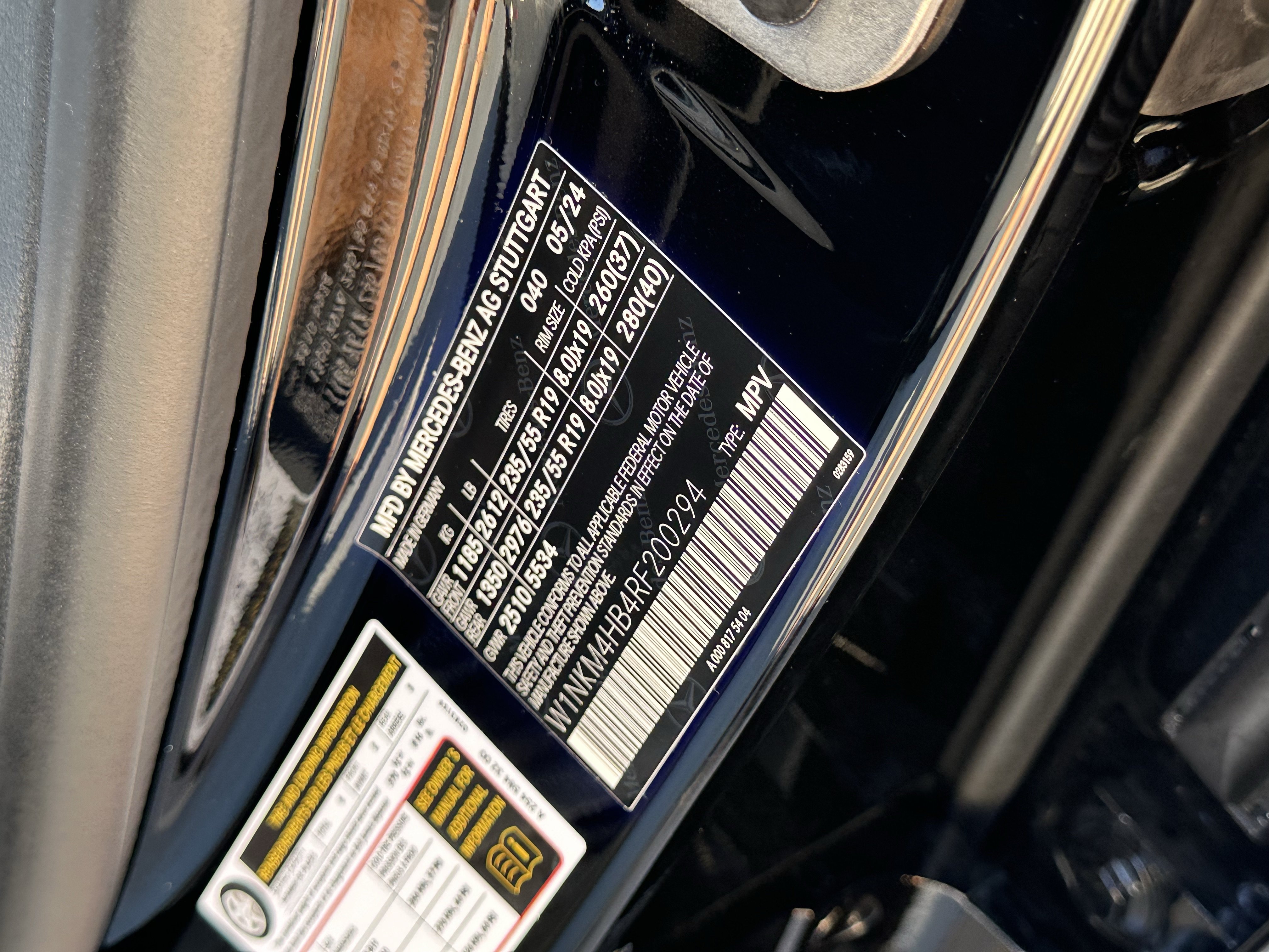Used 2024 Mercedes-Benz GLC 300 4MATIC image 35