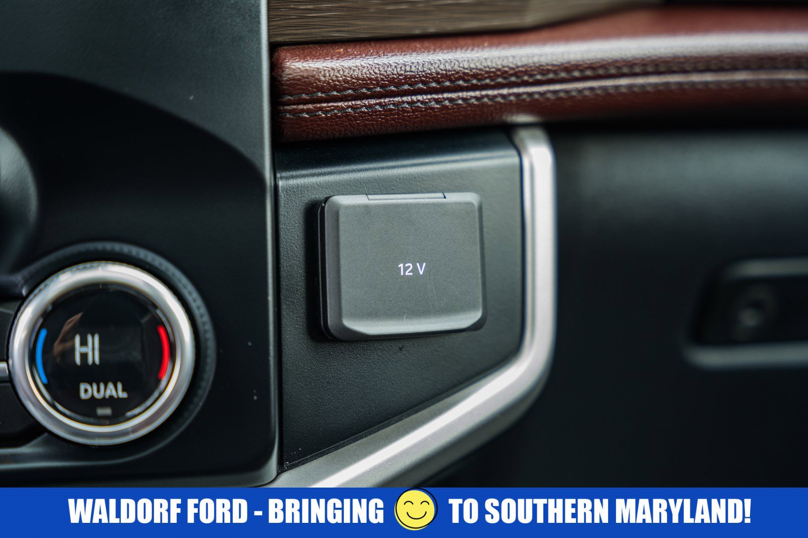 Used 2024 Ford Expedition Limited image 26