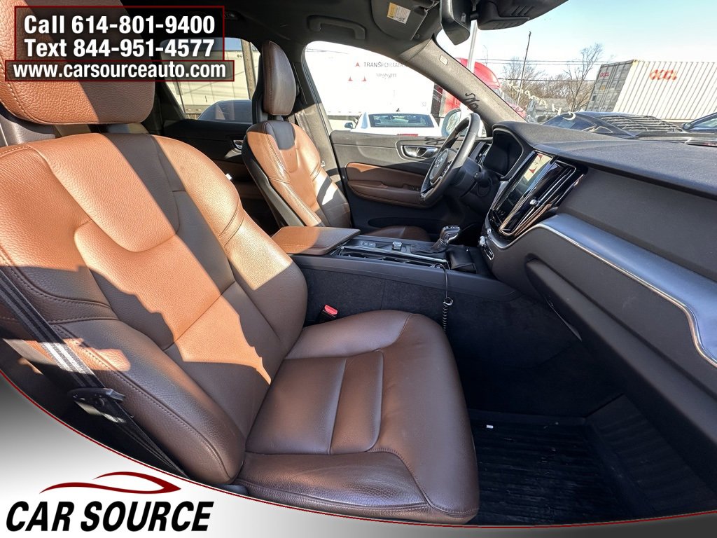 Used 2018 Volvo XC60 T6 Momentum w/ Advanced Package image 13