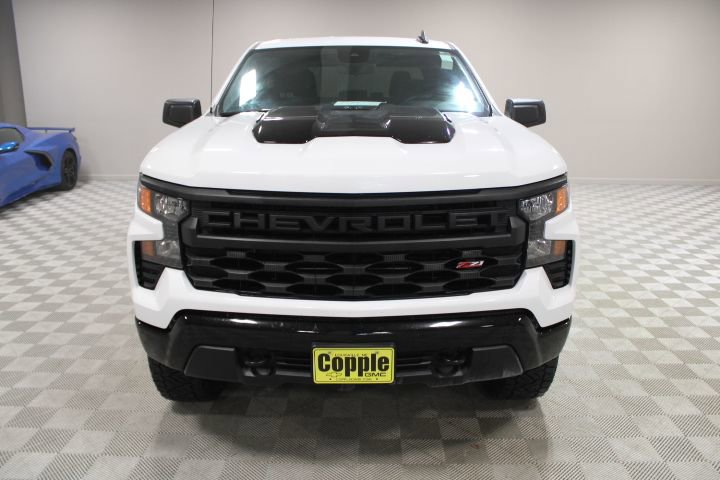 Used 2025 Chevrolet Silverado 1500 Custom Trail Boss w/ Turbomax Blackout Package image 6