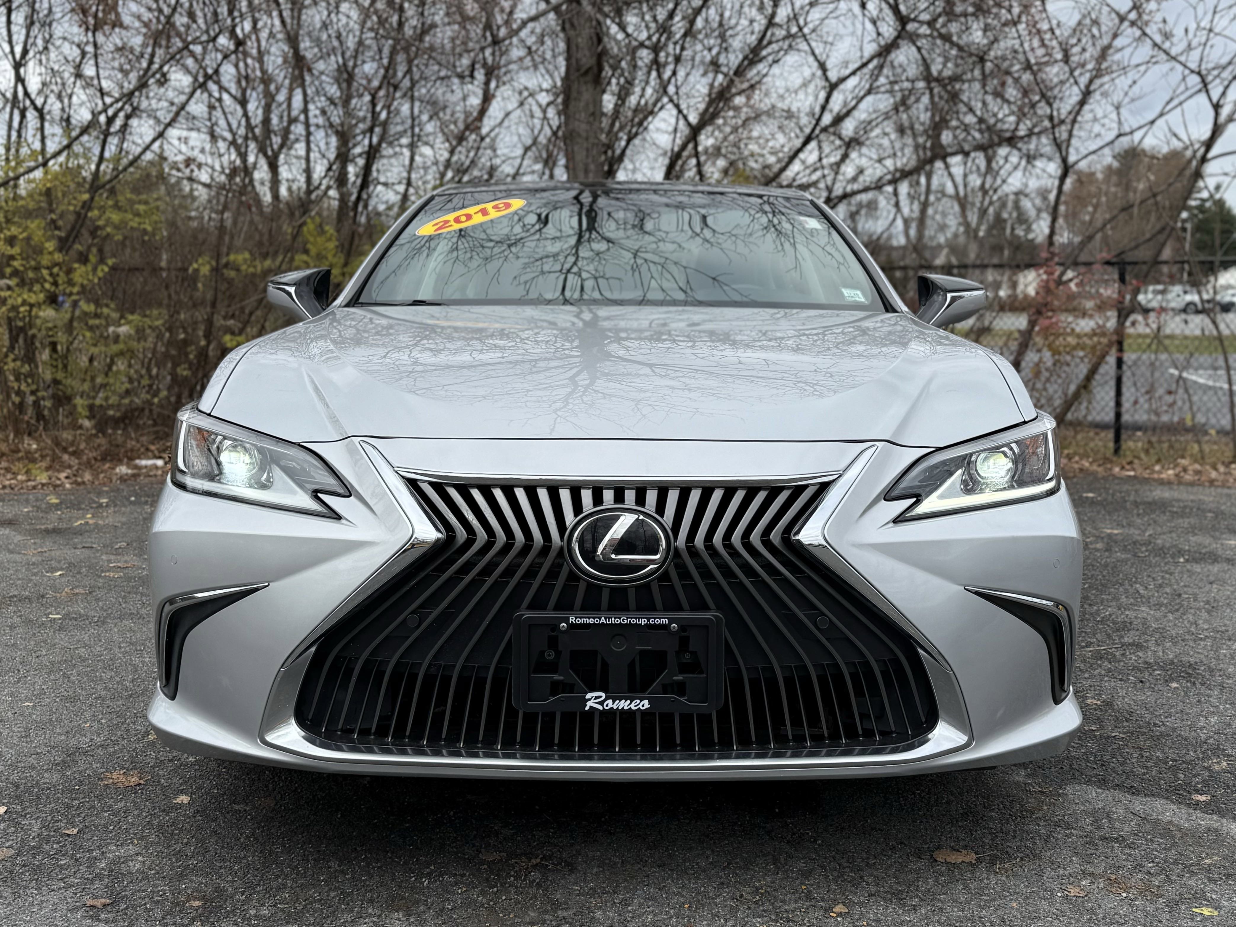 Used 2019 Lexus ES 350 Luxury image 15