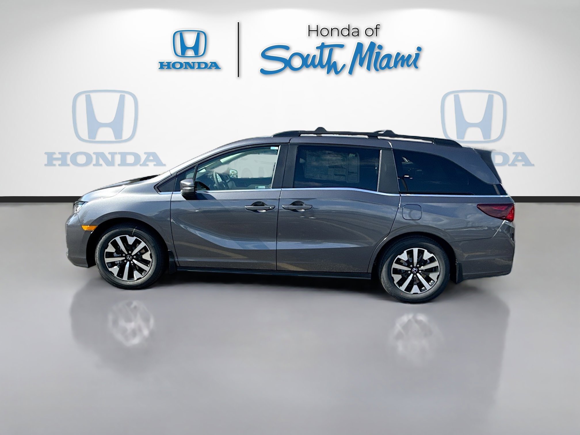 New 2026 Honda Odyssey EX-L image 4