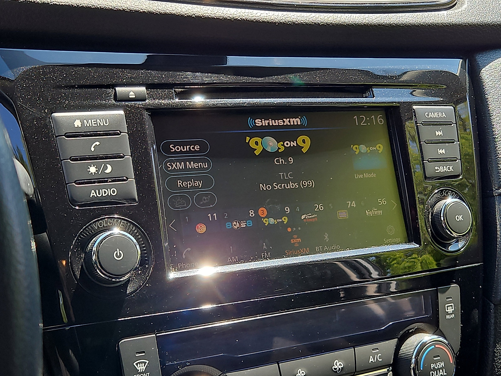 Certified 2019 Nissan Rogue SV AWD/4WD image 16