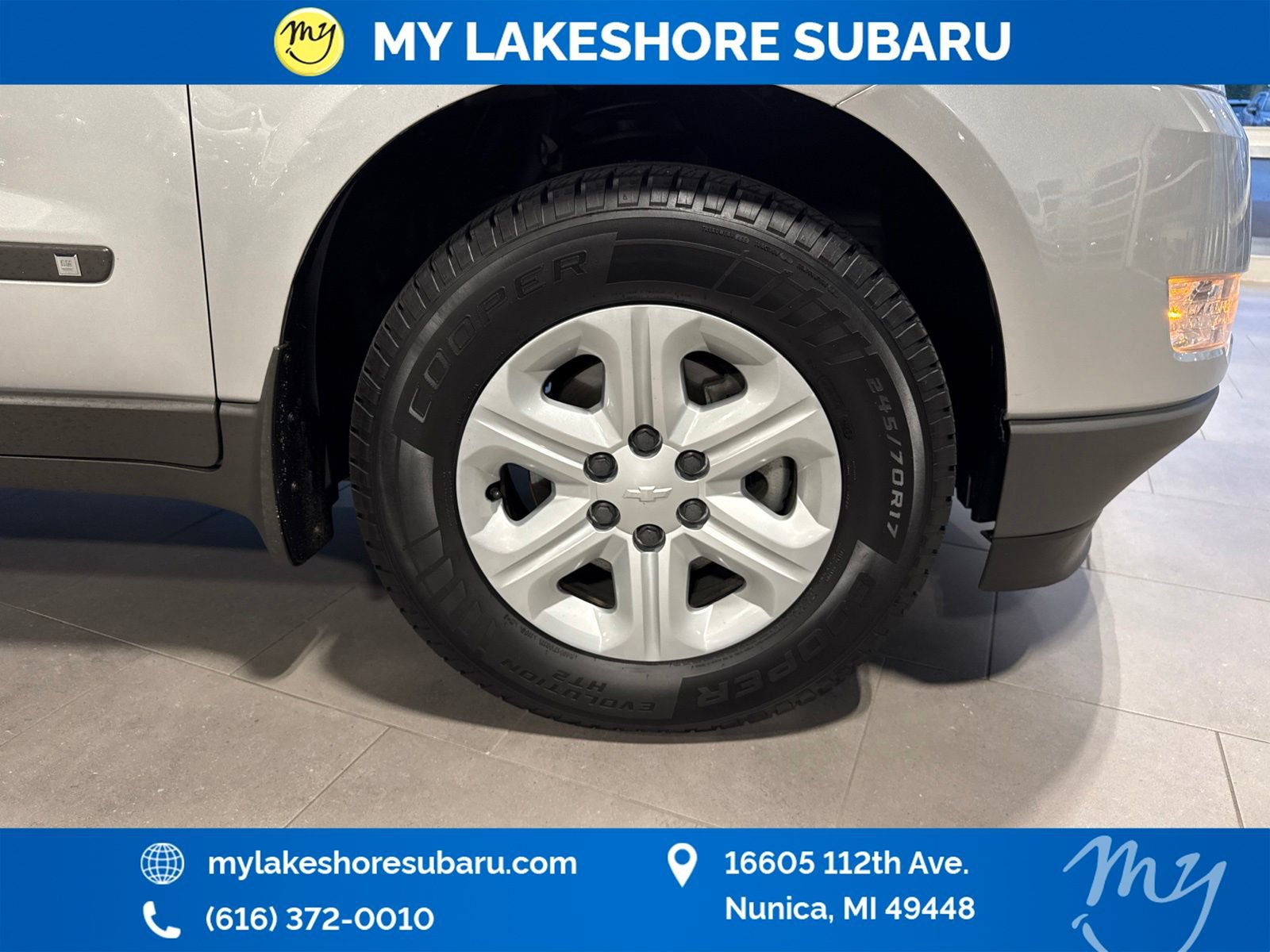 Used 2010 Chevrolet Traverse LS FWD image 25