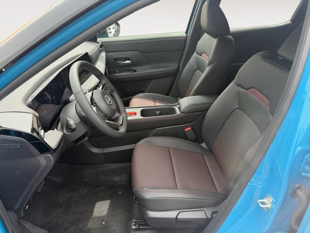 New 2026 Nissan Kicks SR AWD/4WD image 6