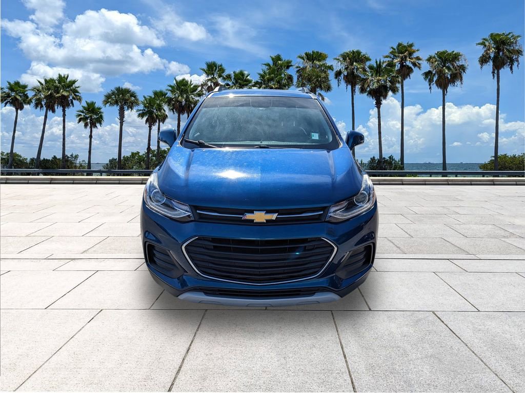 Used 2020 Chevrolet Trax LT w/ Driver Confidence Package image 3