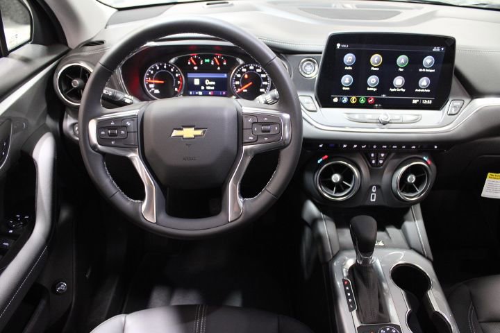 New 2026 Chevrolet Blazer LT w/ Sound & Technology Package AWD/4WD image 29