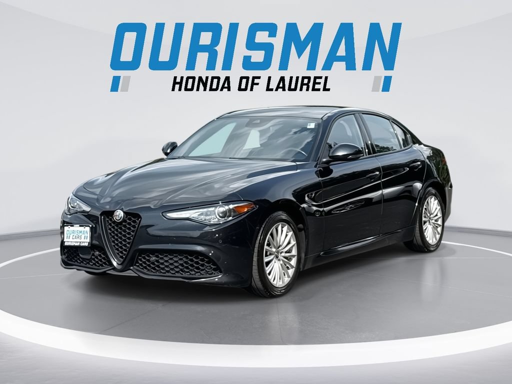 Used 2023 Alfa Romeo Giulia Sprint AWD/4WD video 1