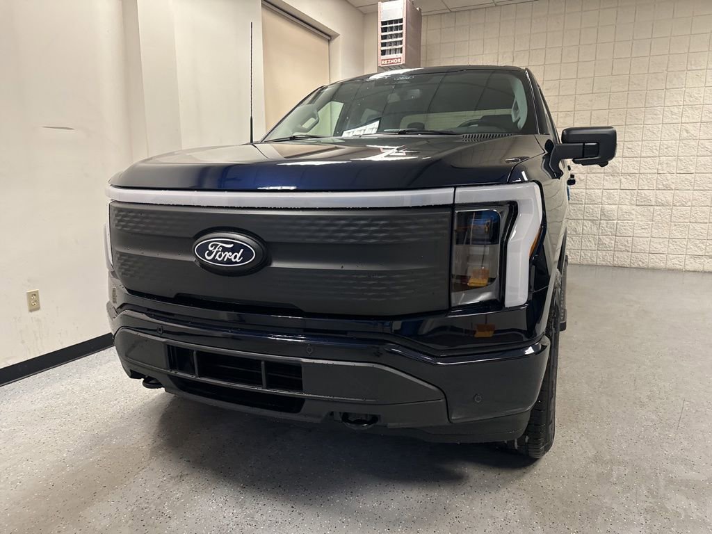 New 2025 Ford F150 Lightning Flash image 14