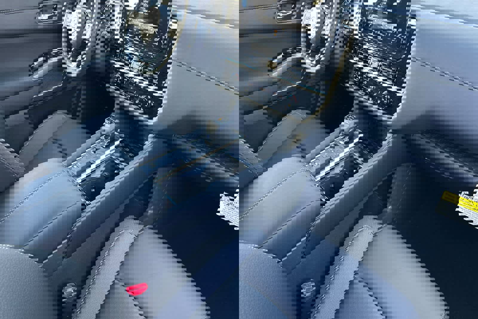 New 2025 Nissan Pathfinder SL image 18