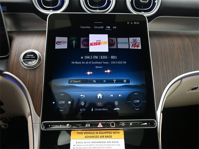 New 2025 Mercedes-Benz GLC 300 image 3