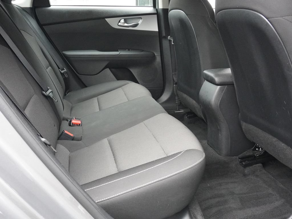 Used 2022 Kia Forte LXS FWD image 21