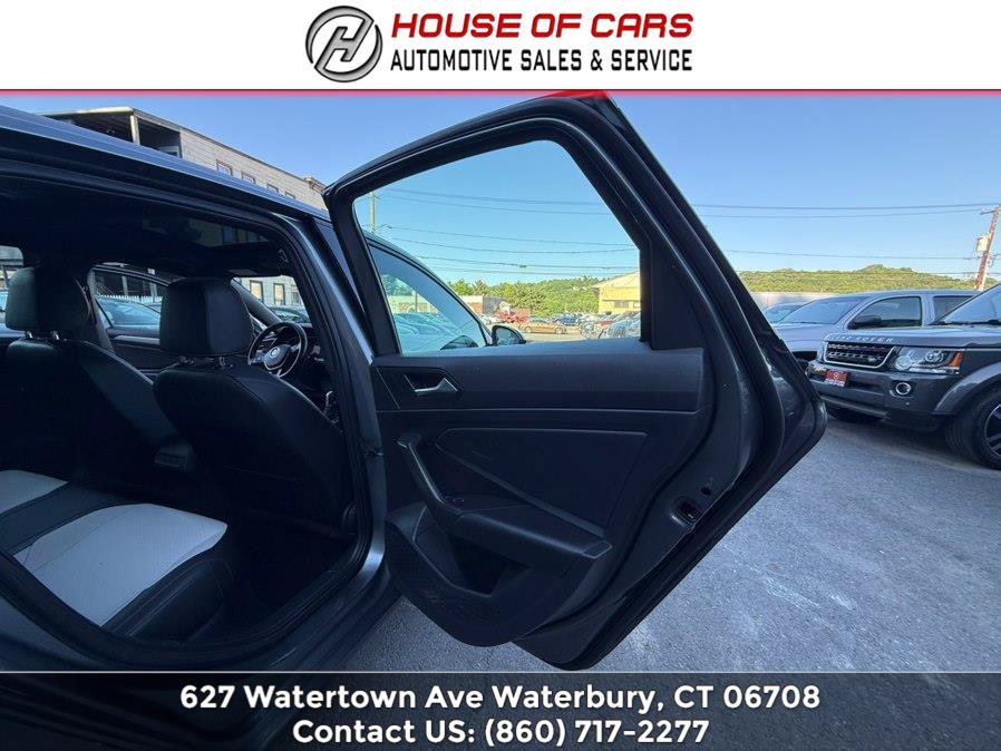 Used 2019 Volkswagen Jetta R-Line FWD image 25