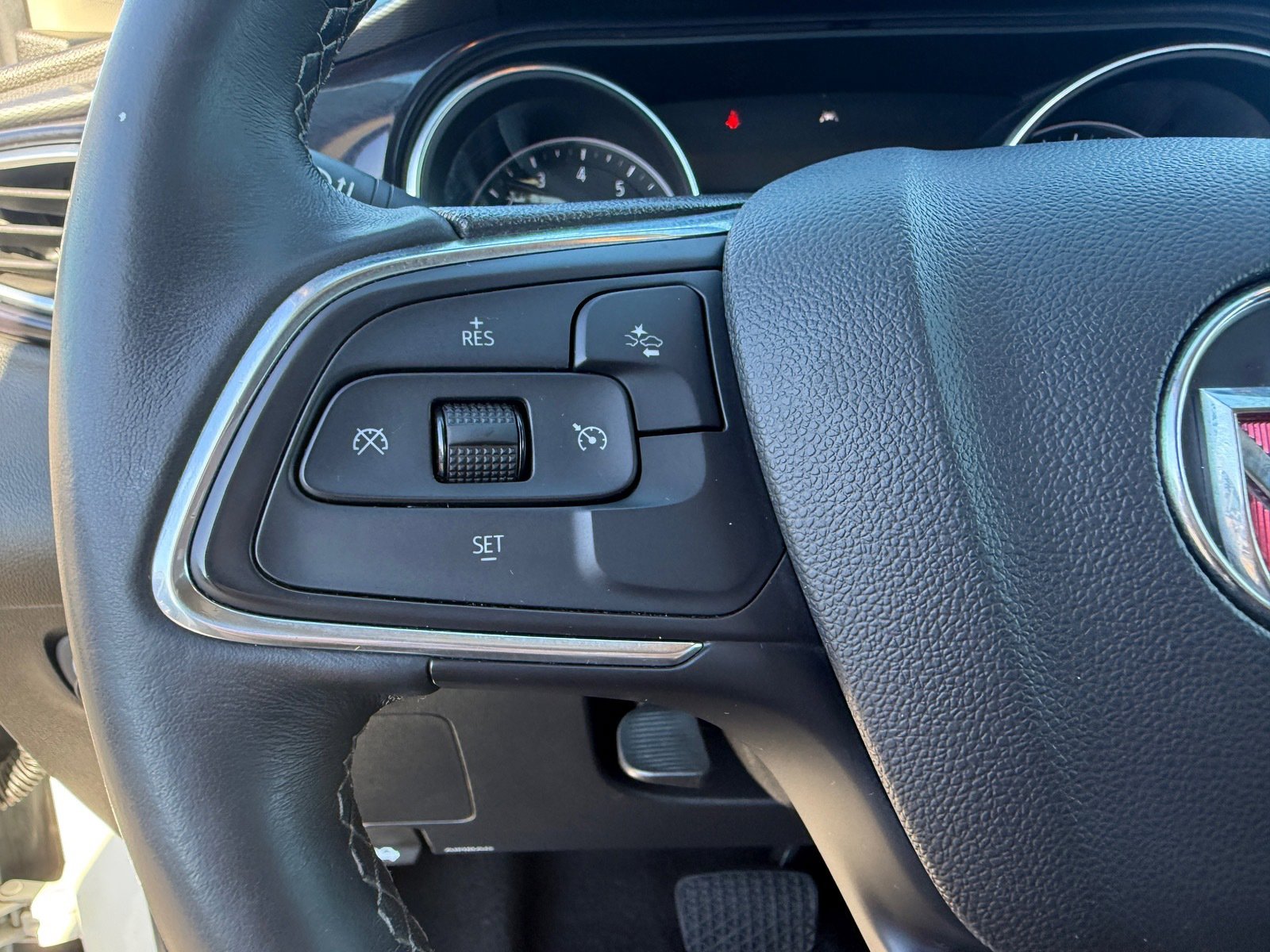 Used 2020 Buick Encore GX Preferred w/ Cold Weather Comfort Package image 14