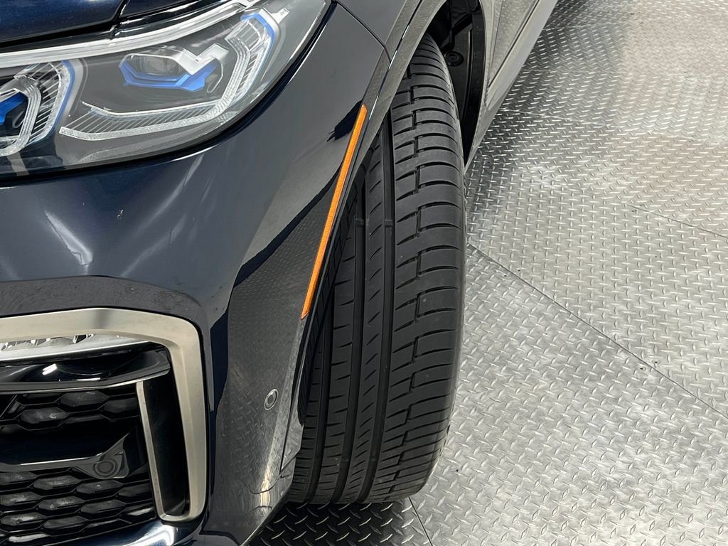 Used 2022 BMW X7 M50i w/ Cold Weather Package image 42