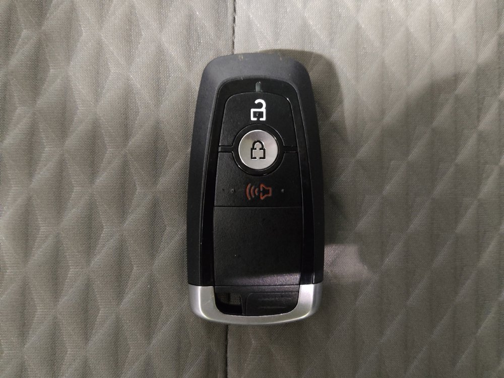 Used 2022 Ford Escape SE image 32